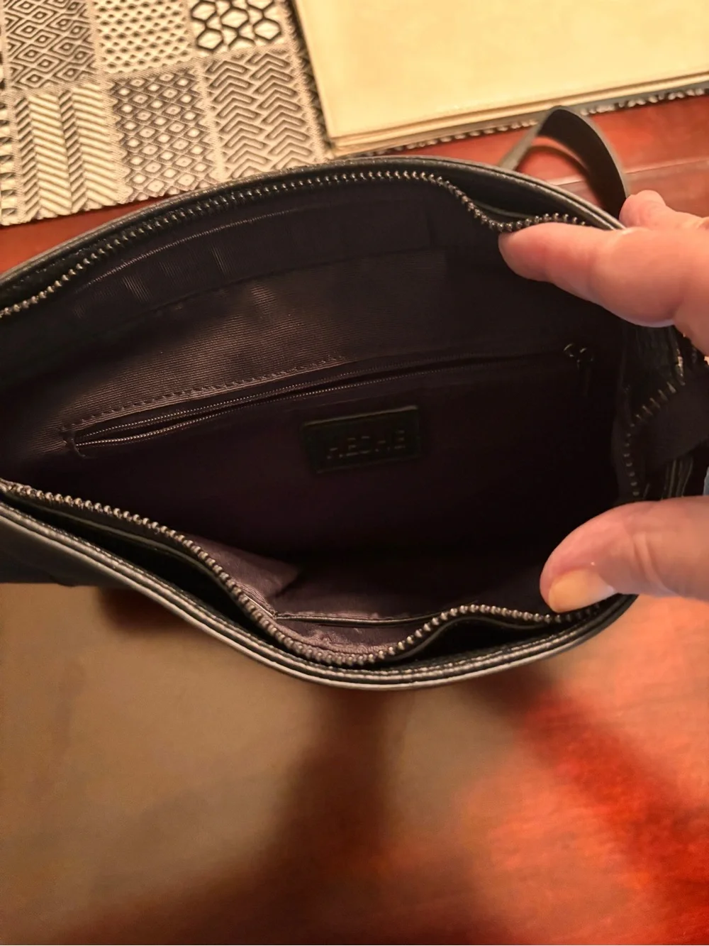 Heshe Classic Black Leather Backpack - Sleek Everyday Carry